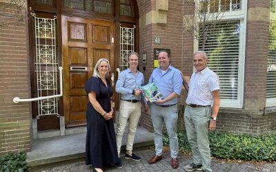 AgriPers neemt vakblad Onder Glas over